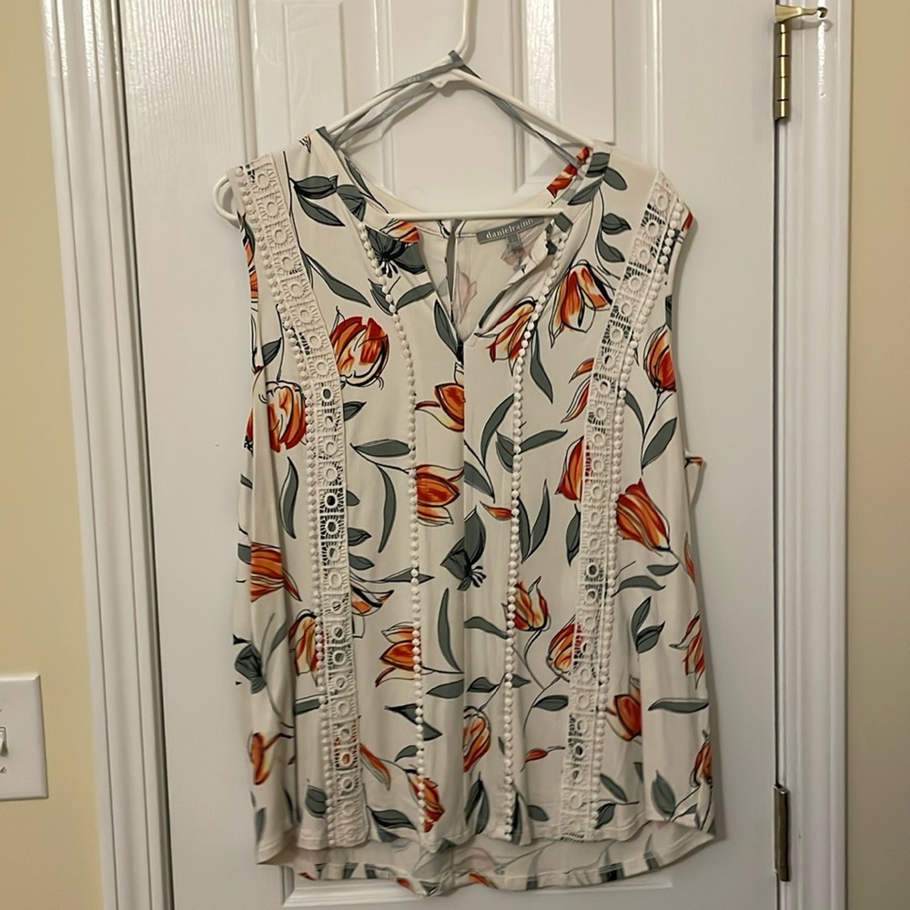 XL floral tank